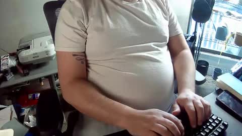 BroLOU online show from May 2, 3:26 pm