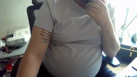 BroLOU online show from April 24, 8:11 pm