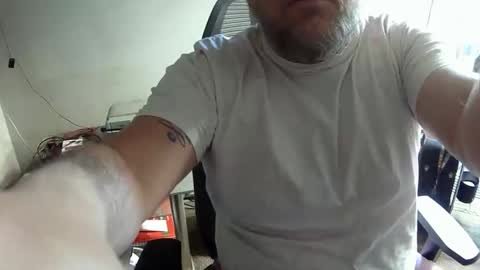 BroLOU online show from May 3, 4:31 pm