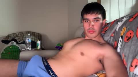 Snapshot of infamouslucas chatting on November 1, 2:37 am Lucas online show from November 1, 2:37 am