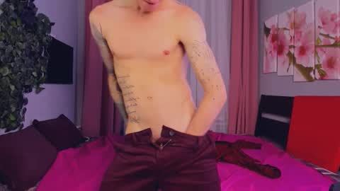 Snapshot of inkedjamesx chatting on September 29, 4:58 pm James online show from September 29, 4:58 pm