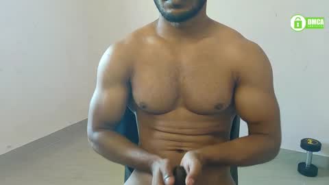 Snapshot of insanestud_miles chatting on December 11, 5:55 am Miles online show from December 11, 5:55 am