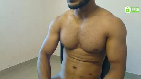 Snapshot of insanestud_miles chatting on December 14, 6:02 am Miles online show from December 14, 6:02 am