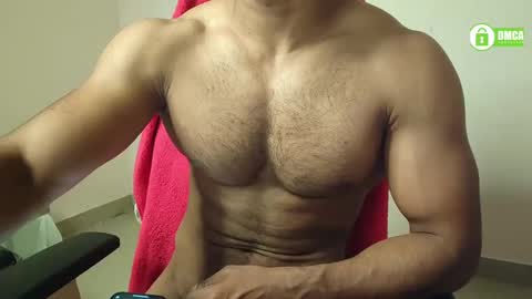 Snapshot of insanestud_miles chatting on January 15, 5:37 pm Miles online show from January 15, 5:37 pm