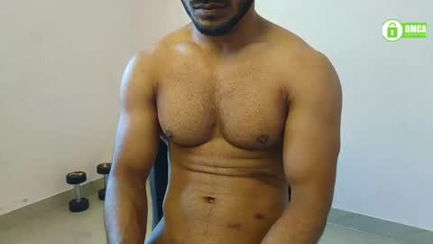 Snapshot of insanestud_miles chatting on December 17, 4:56 am Miles online show from December 17, 4:56 am