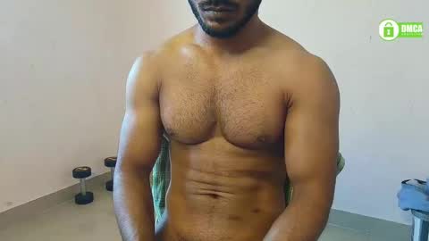 Snapshot of insanestud_miles chatting on December 21, 4:19 am Miles online show from December 21, 4:19 am