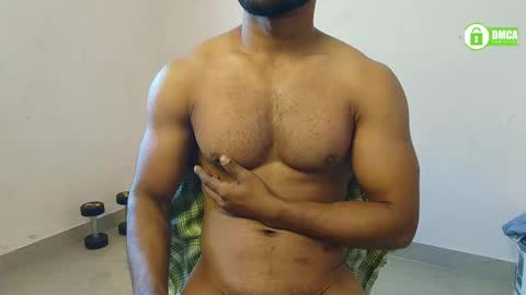 Snapshot of insanestud_miles chatting on December 20, 4:42 am Miles online show from December 20, 4:42 am