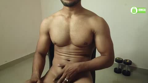 Snapshot of insanestud_miles chatting on December 5, 5:40 pm Miles online show from December 5, 5:40 pm