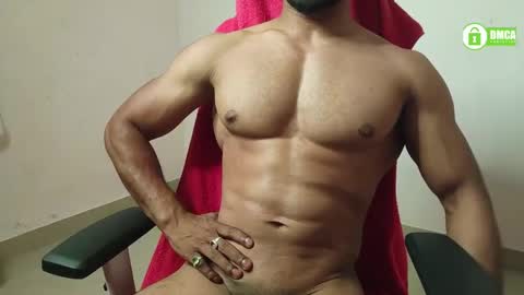 Snapshot of insanestud_miles chatting on February 21, 6:04 pm Miles online show from February 21, 6:04 pm