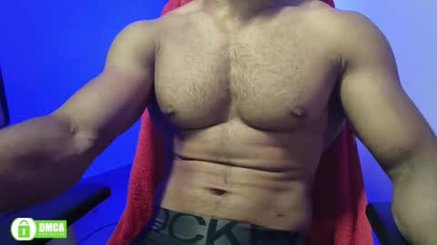 Snapshot of insanestud_miles chatting on September 8, 4:28 pm Miles online show from September 8, 4:28 pm