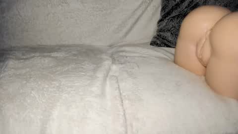 Snapshot of insert_token_icum chatting on October 22, 11:03 am Lucifer online show from October 22, 11:03 am