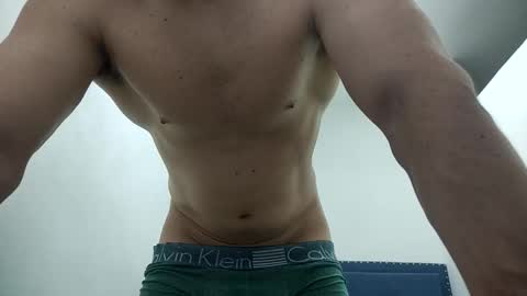 INSTAGRAM  camilodlx online show from January 13, 9:52 pm