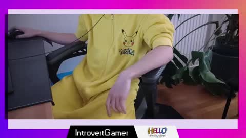 Snapshot of introvertgamer chatting on December 21, 6:34 pm introvertgamer online show from December 21, 6:34 pm
