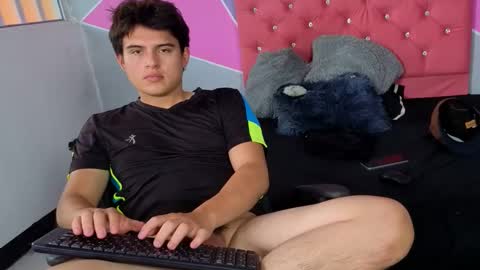 invincible200 online show from November 9, 3:05 pm