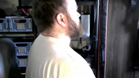 Snapshot of irishdaddy24 chatting on January 3, 1:58 pm twitter theirishman205 online show from January 3, 1:58 pm