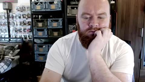 Snapshot of irishdaddy24 chatting on September 20, 1:11 pm twitter theirishman205 online show from September 20, 1:11 pm