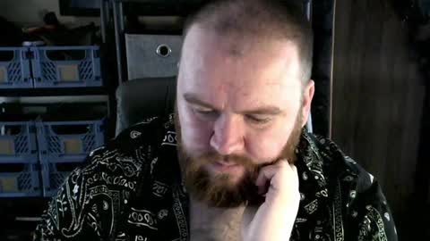 Snapshot of irishdaddy24 chatting on February 3, 2:02 pm twitter theirishman205 online show from February 3, 2:02 pm