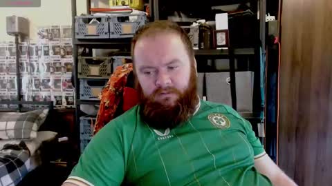 Snapshot of irishdaddy24 chatting on September 12, 12:16 pm twitter theirishman205 online show from September 12, 12:16 pm