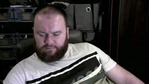 Snapshot of irishdaddy24 chatting on December 24, 9:00 pm twitter theirishman205 online show from December 24, 9:00 pm