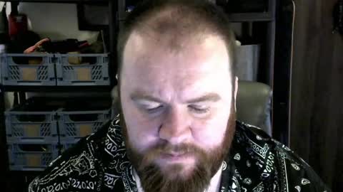 Snapshot of irishdaddy24 chatting on February 23, 2:32 pm twitter theirishman205 online show from February 23, 2:32 pm