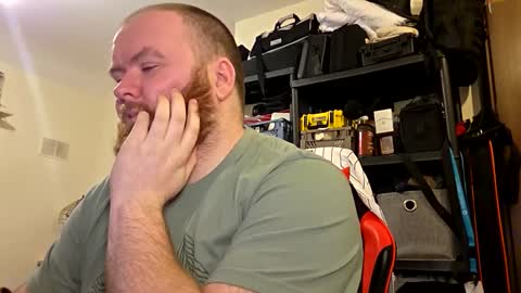 twitter theirishman205 online show from January 5, 6:33 pm