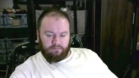 Snapshot of irishdaddy24 chatting on February 28, 9:55 pm twitter theirishman205 online show from February 28, 9:55 pm