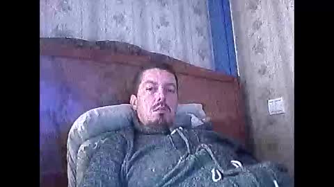 Snapshot of iron_cock40 chatting on September 13, 7:31 am iron_cock40 online show from September 13, 7:31 am