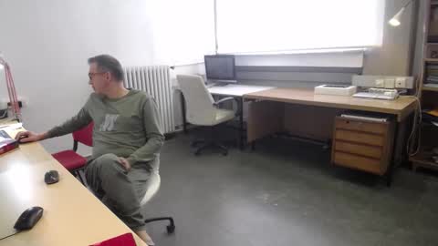 IronChrome online show from October 20, 9:35 am