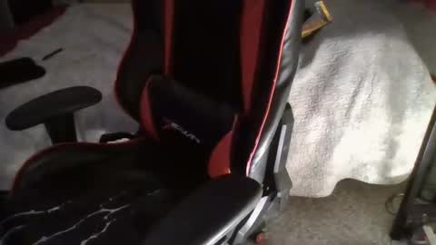 Snapshot of ironcogking chatting on October 22, 4:38 am SexEngine88 online show from October 22, 4:38 am