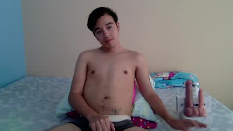 irondante01 online show from May 11, 4:04 pm