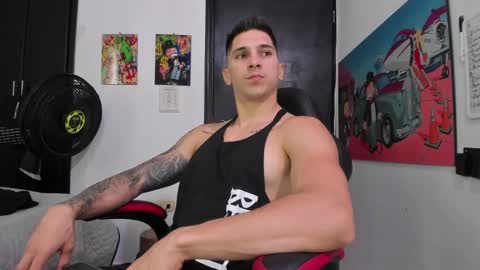 Snapshot of ironflex1 chatting on January 20, 3:28 pm Jake online show from January 20, 3:28 pm