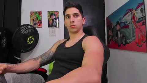 Snapshot of ironflex1 chatting on January 10, 10:25 pm Jake online show from January 10, 10:25 pm