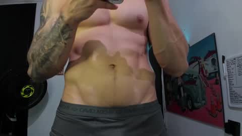 Snapshot of ironflex1 chatting on February 14, 10:04 pm Jake online show from February 14, 10:04 pm
