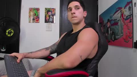 Snapshot of ironflex1 chatting on January 16, 6:27 pm Jake online show from January 16, 6:27 pm