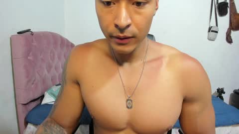 WILL ANDREW online show from April 4, 9:28 am