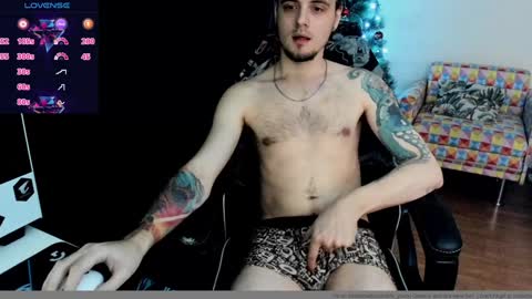 Snapshot of is_yours chatting on December 21, 4:41 am Joel online show from December 21, 4:41 am
