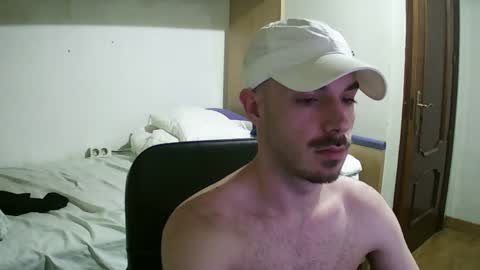 Snapshot of isaac99c chatting on January 19, 9:23 pm Isaac99c online show from January 19, 9:23 pm