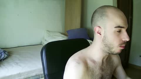 Snapshot of isaac99c chatting on February 26, 12:36 pm Isaac99c online show from February 26, 12:36 pm