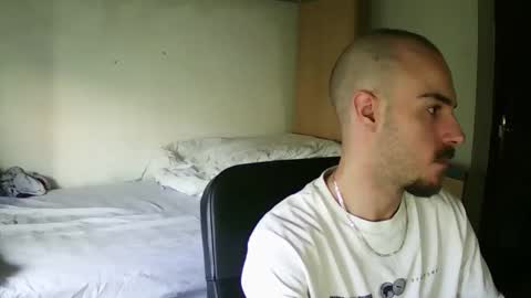 Snapshot of isaac99c chatting on September 29, 4:25 pm Isaac99c online show from September 29, 4:25 pm