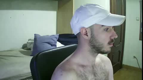 Snapshot of isaac99c chatting on March 11, 5:57 pm Isaac99c online show from March 11, 5:57 pm
