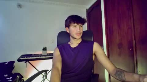 Snapshot of isaac__efx chatting on January 23, 9:07 pm isaac online show from January 23, 9:07 pm