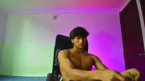 Snapshot of isaac__efx chatting on September 20, 4:51 pm isaac online show from September 20, 4:51 pm