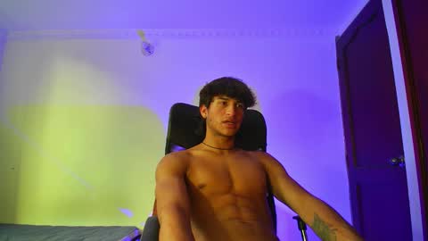Snapshot of isaac__efx chatting on September 24, 6:17 pm isaac online show from September 24, 6:17 pm