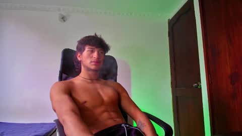 Snapshot of isaac__efx chatting on September 10, 6:06 pm isaac online show from September 10, 6:06 pm