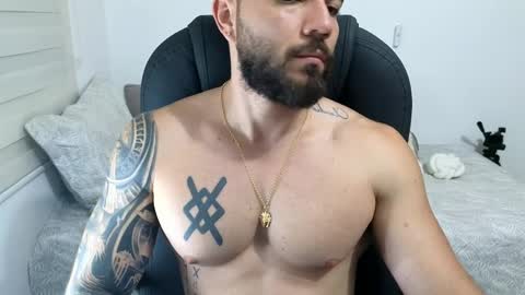 Isaac carter online show from April 5, 10:45 am