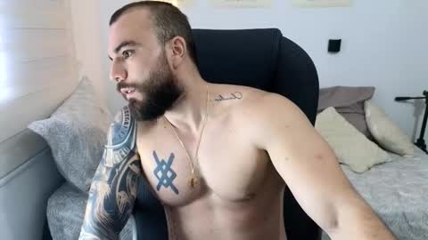 Snapshot of isaac_carter chatting on September 14, 11:12 am Isaac carter online show from September 14, 11:12 am