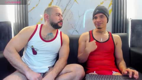 Snapshot of isaac_franko chatting on October 14, 9:55 pm isaac_franko online show from October 14, 9:55 pm