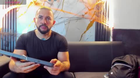 Snapshot of isaac_franko chatting on October 19, 9:29 pm isaac_franko online show from October 19, 9:29 pm