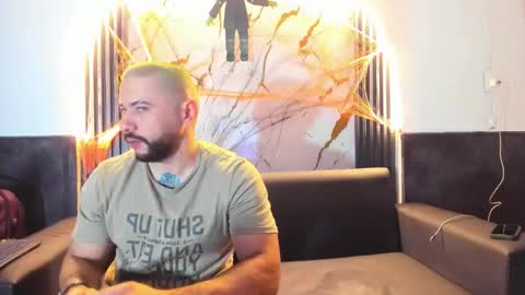 Snapshot of isaac_franko chatting on October 26, 9:28 pm isaac_franko online show from October 26, 9:28 pm