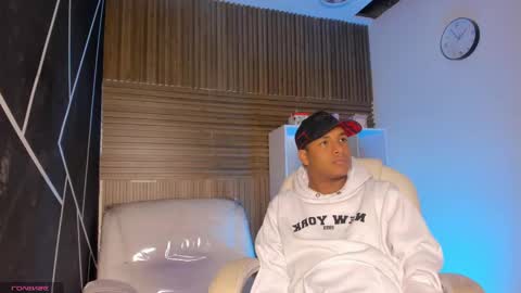 Snapshot of isaacblack_ chatting on September 22, 4:34 am IsaacBlack online show from September 22, 4:34 am